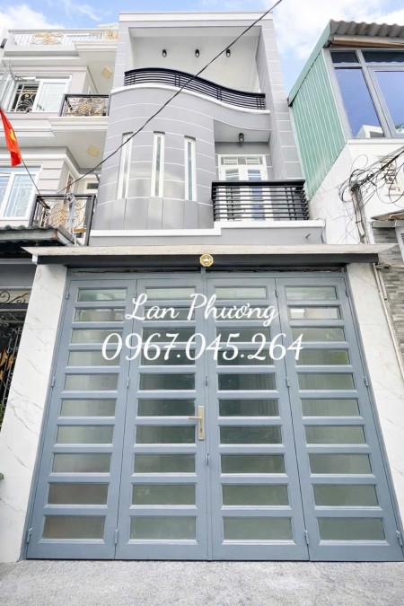 NHÀ HẺM XE HƠI - THÔNG 1 TRỤC - CẠNH PHÚ MỸ HƯNG - HƠN 5 TỶ