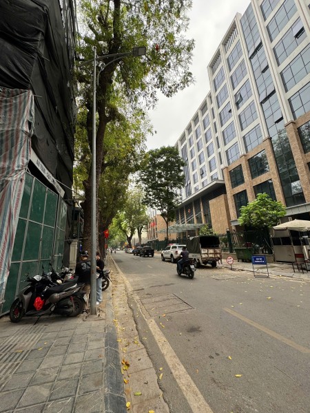 CHO THUÊ MẶT BẰNG ĐẦY ĐỦ TIỆN ÍCH