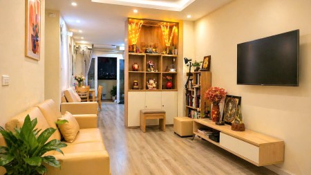 Chính chủ bán căn hộ KĐT mới Định Công, 71.5m2, 2PN, nội thất đẹp, giá 5,6 tỷ