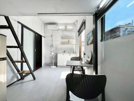 Duplex ban công thoáng tại Phan Xích Long, Phú Nhuận