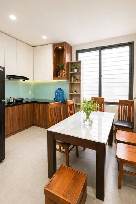 TRUNG TÂM Q7 - NHÀ 2 MẶT HẺM THOÁNG - SÁT MẶT TIỀN - 5PN -… - Ảnh 2