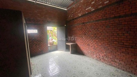 Cần bán nhà KDC xã Mỹ Trung, Tiền Giang (cũ) dt: 5mx18m