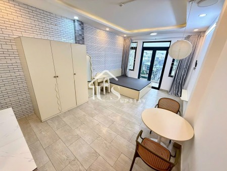 Cho thuê căn hộ dịch vụ 40m2 ở Tân Bình, Hồ Chí Minh, 8.2 triệu/tháng.