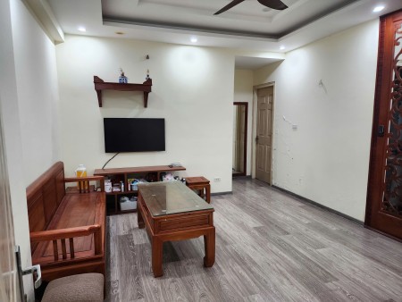 Cho thuê chung cư 76 m2, full đồ, căn góc sạch sẽ, thoáng mát