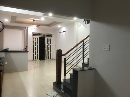 NHÀ NC Q3 – 5PN – HXH Phù hợp Chuỗi/ SPA /STUDIO / CHDV / VĂN PHÒNG… Chỉ ~900K/ngày cho 168m²