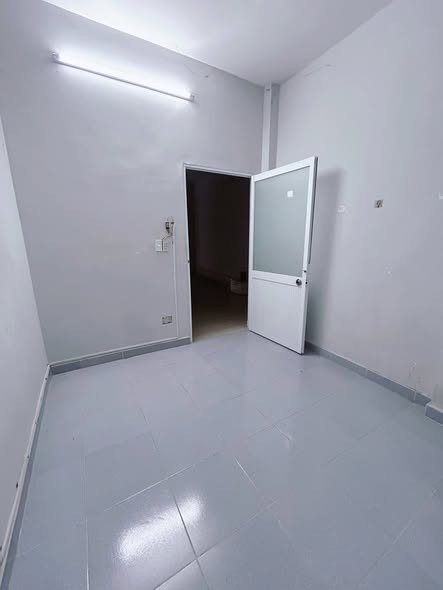 Phòng trọ 127 Tân Thới An, Quận 12 - Giá 2 triệu