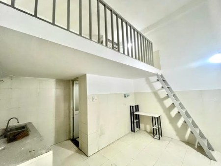 Cho thuê phòng trọ gác lửng 20m² tại Nguyễn Văn Quá, Quận 12