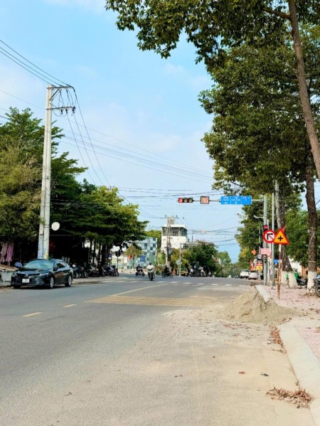 Bán đất 2 mặt tiền đường phạm văn đồng, Cam Thuận, Cam Ranh