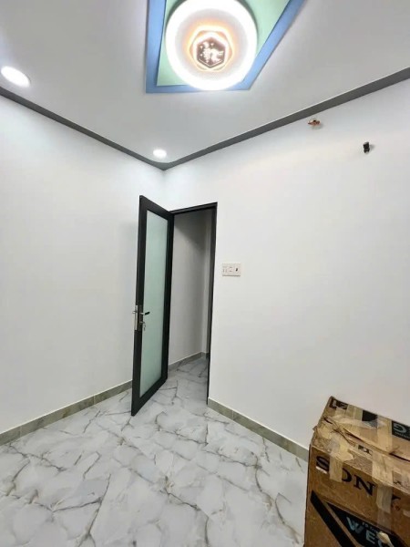 Nhà đẹp 3 tầng Hoà Bình - Sát Đầm Sen