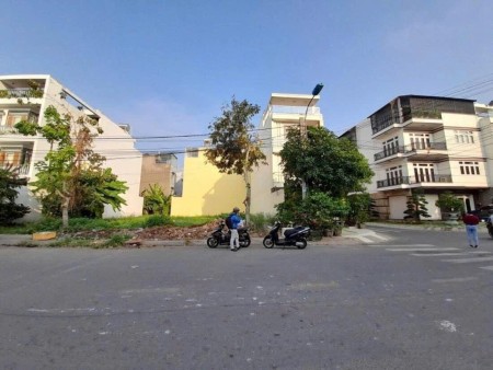 Bán gấp đất ngay QL50 gần Bến xe Quận8