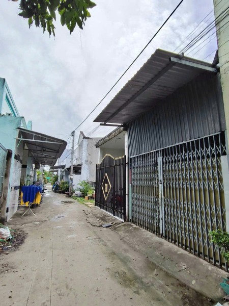 cho thuê nhà kdc 923 gần chợ, trường học ngay trung tâm lộ ô tô giá 3.5tr/tháng