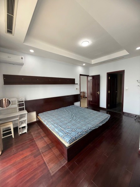 14.55 tỷ – Royal City, 2 ngủ, có slot ô tô, ở ngay