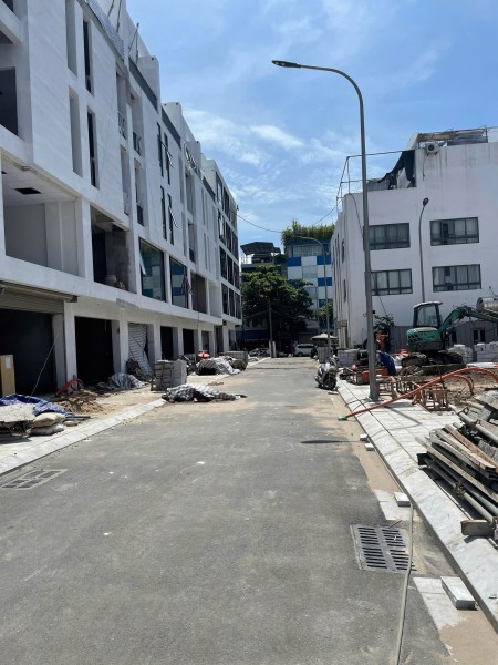 Đi đến slide 2
