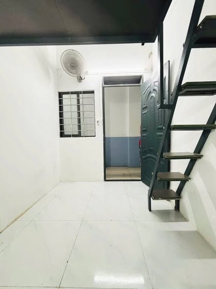 Cho thuê phòng gác lửng 2m tại 95 Phan Văn Hùm, Q12 - Giá 2.3 triệu