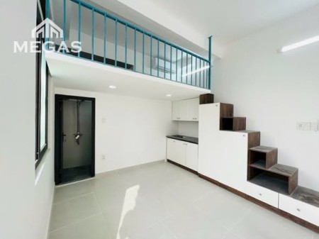Duplex cửa sổ trời mới 100% tại vòng xoay Điện Biên Phủ, giá 5.2 triệu
