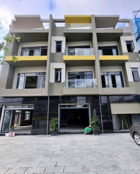 Shophouse tại HCM với giá thật ưu đãi trả trước 700 Triệu