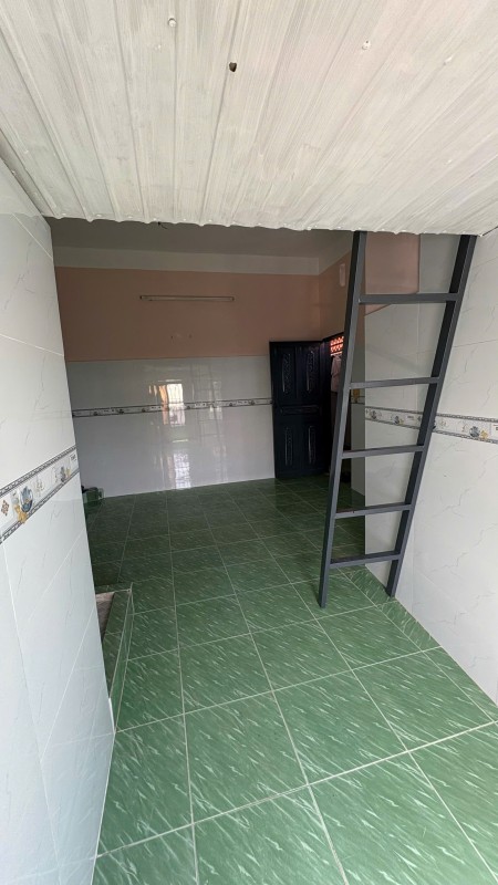 Cho thuê phòng trọ quận 10 đường CMT8 (gần sân khấu Lan Anh) - Ảnh 1
