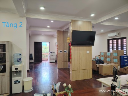 Đi đến slide 8