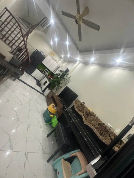 Bán nhà mới xây 5 tầng diện tích 34 m2 gần hồ yên Nghĩa sát ngay đường vành đai 4 giá bán 5,99 tỷ