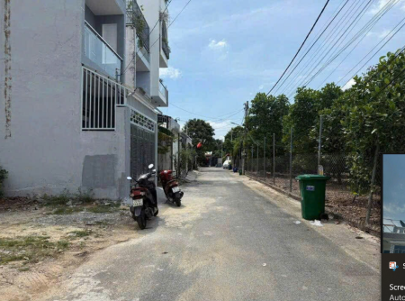 CHÍNH CHỦ CẦN BÁN GẤP LÔ ĐẤT ĐƯỜNG PHẠM NGŨ LÃO, THỦ DẦU MỘT, DT 100M2, SỔ HỒNG RIÊNG