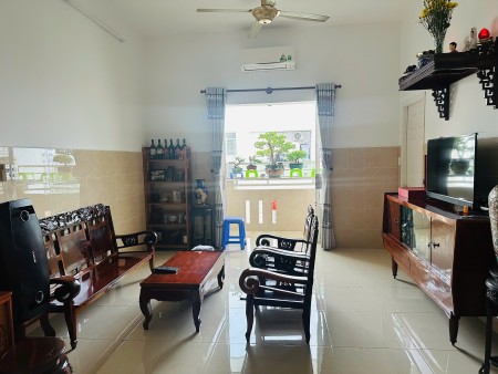 Chính chủ cần bán căn hộ cầu thang bộ full nội thất