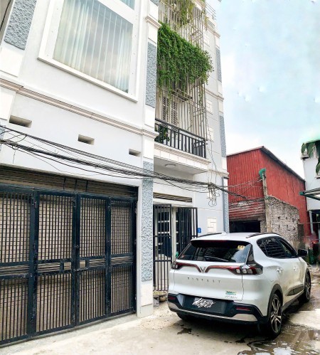 Cho thuê nhà Quang Tiến, Tây Mỗ. Tiện ích Vinsmart City, Mega Mall, Vườn Nhật.