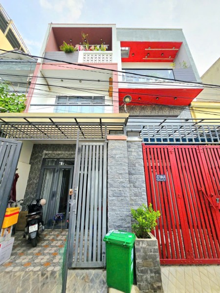 53M2, 3 TẦNG, HOÀN CÔNG ĐỦ, ĐƯỜNG Ô TÔ, GẦN CHỢ LONG TRƯỜNG.