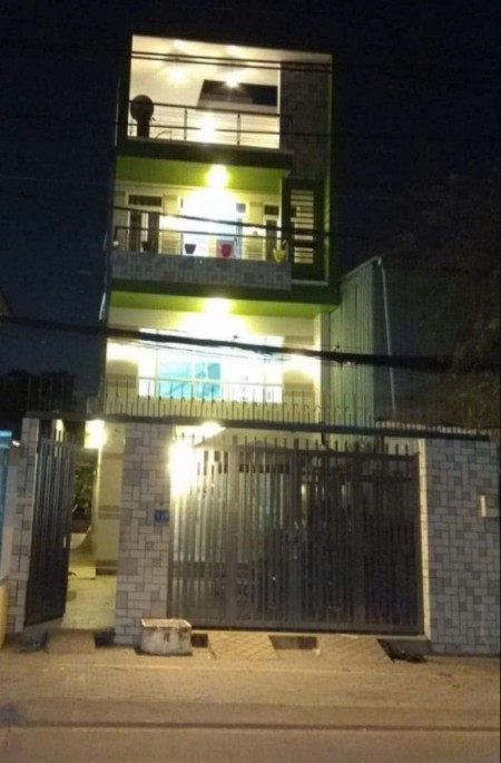 Bán nhà mặt tiền đường gò ô môi, gần ngã tư chợ, khu kinh doanh sầm uất.