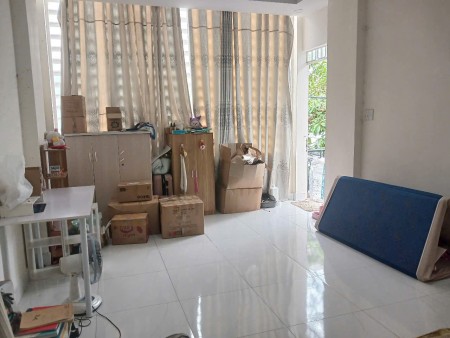 Tìm bạn nữ ở ghép gần VLU, đi bộ 10 đi xe 3 phút, sau lưng emart nối ra Phan Văn Trị, 1tr5/tháng