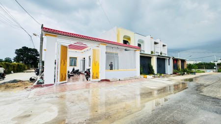  MUA ĐẤT TẶNG NHÀ 10x20 CHỈ 2 TỶ XXX – LÔ GÓC 2 MẶT TIỀN SIÊU ĐẸP GẦN KDL BỬU LONG
