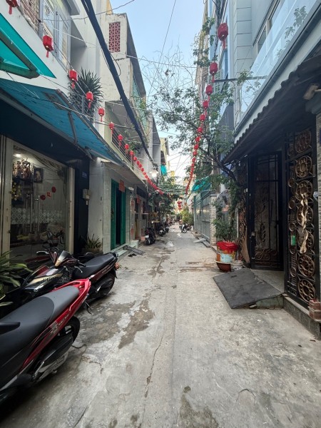 Nhà hẻm Quận 5, gần Hồng Bàng, Nguyễn Chí Thanh. Nhỉnh 7 Tỷ
