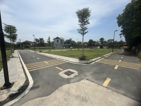 Bán đất loanh quanh hơn 2 tỷ Thủy Xuân Tiên, Hà Nội