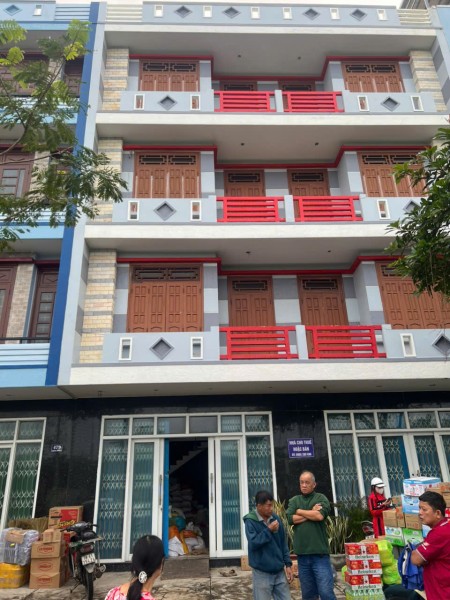 BÁN NHÀ MẶT TIỀN HÙNG VƯƠNG, TUY HÒA - THUẬN TIỆN KINH DOANH KHÁCH SẠN/HOMESTAY