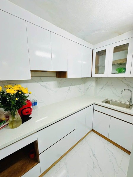 Bán gấp nhà Phân lô Hoàng Văn Thái 38m2 5 tầng đủ công năng, chỉ 10.99 tỷ