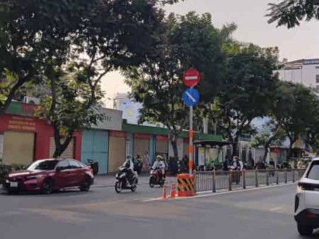 Bán nhà hẻm thông, Nguyễn Văn Luông, 3 tầng, quận 6, nhỉnh 5 tỷ.