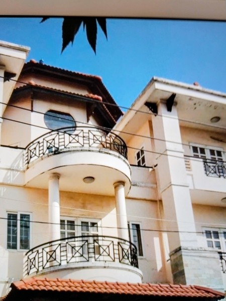 Đi đến slide 8
