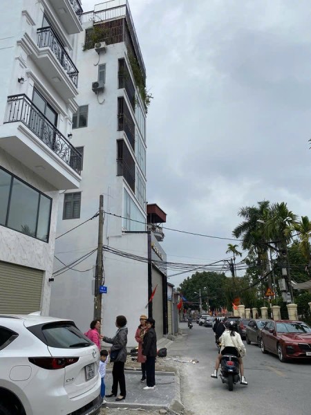 Bán nhà mặt phố Mai Phúc, Long Biên. 61m2 x 7T kinh doanh, ô tô tránh. 14 tỷ.