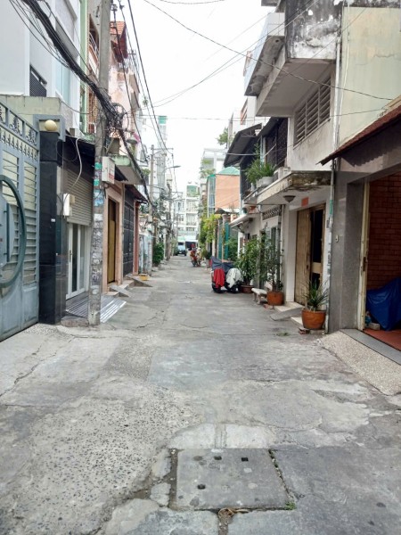 chính chủ cho thuê nhà nguyên căn 256/31 Nguyễn Tiểu La, quận 10, giá thuê 15 triệu