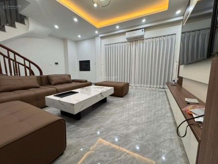 NHÀ NGUYÊN CĂN PHỐ NGUYỄN THỜI TRUNG CHO THUÊ