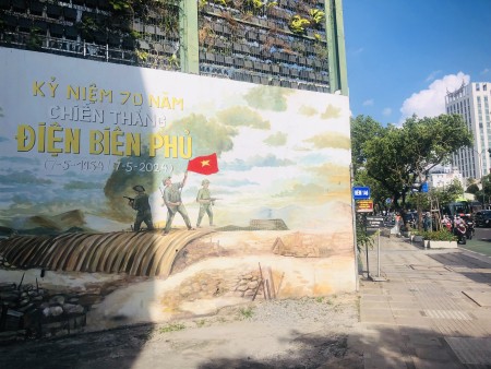 Đi đến slide 4