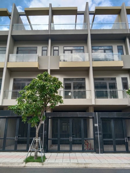  CHO THUÊ NHÀ PHỐ THƯƠNG MẠI BCONS UNI VALLEY – 96M² – 15 TRIỆU/THÁNG