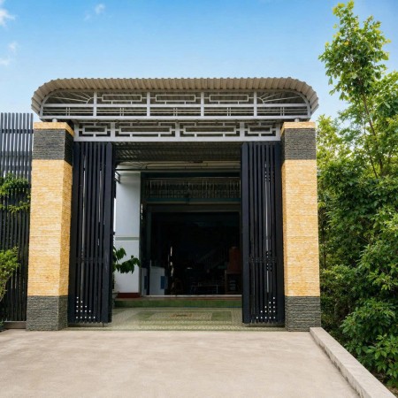 Bán nhà mặt tiền Đường Phùng Hưng, Đắk Lắk - Có sẵn dòng tiền cho thuê