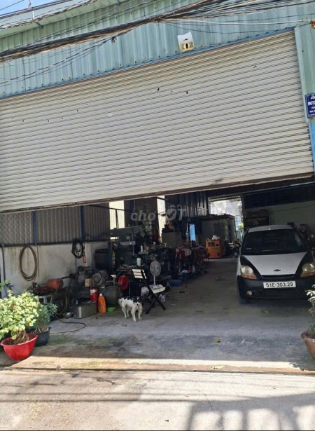 Bán nhà xưởng kinh doanh hay ở đều tốt, sát bờ sông Sài Gòn
