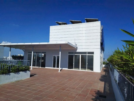 Tòa nhà Charmington La Pointe cho thuê Penhouse làm văn phòng - Quận 10