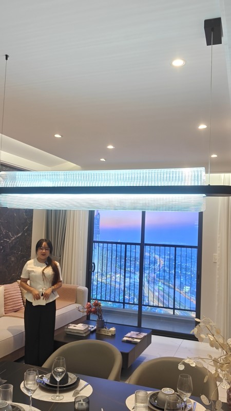Căn hộ 2pn tầng 8/22 view trường học quốc tế Win Edu