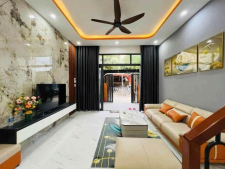 VILLA MỸ KHÊ – VÀI BƯỚC RA BIỂN – DÒNG TIỀN 2,2 TỶ/NĂM - GIÁ : 26TỶ