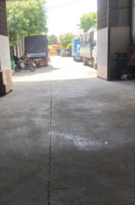 Cho thuê kho 800m2, sân bãi 150m2 ngã tư Ga Quận 12