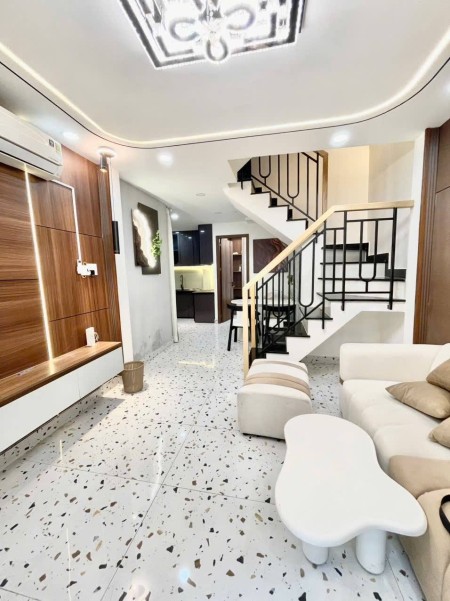 Bán nhà Mặt tiền Tân Bình, Bảy Hiền, 45m2, chỉ 5 tỷ hơn, nhà mới 3PN