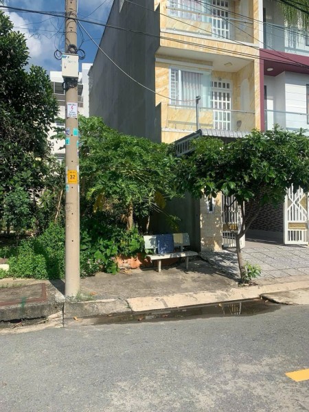 Đất hẻm Tạ Quang Bửu, giá 2 tỷ699 gia đình kẹt vốn , cần bán gấp