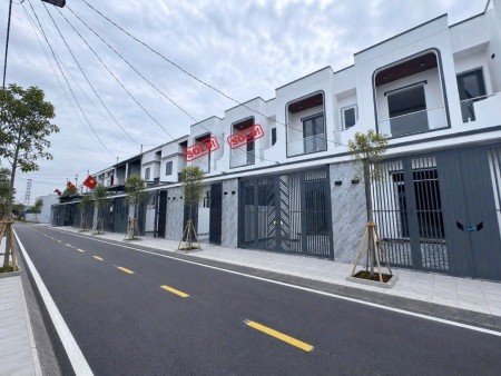 NHÀ PHỐ ĐÃ HOÀN CÔNG – CỔNG 11, PHƯỚC TÂN